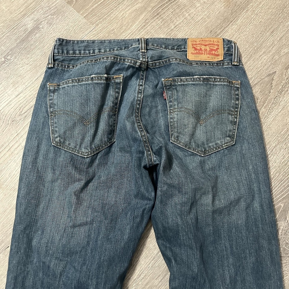 Levis 559 Jeans Mens 34x33 Blue Medium Wash Relaxed Straight Fit Stretch Denim - Picture 2 of 3
